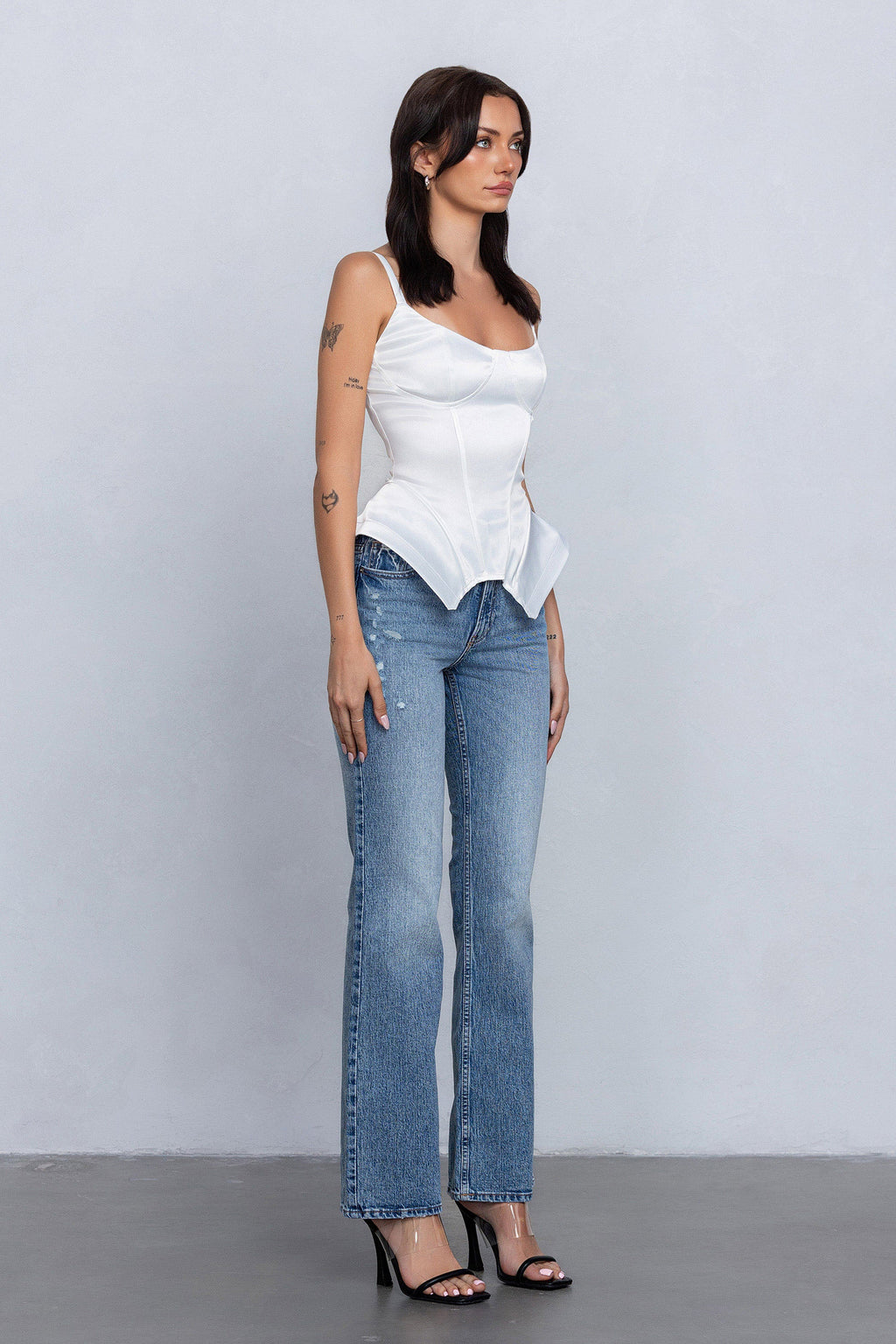 REIA SATIN SLEEVELESS BUSTIER - WHITE