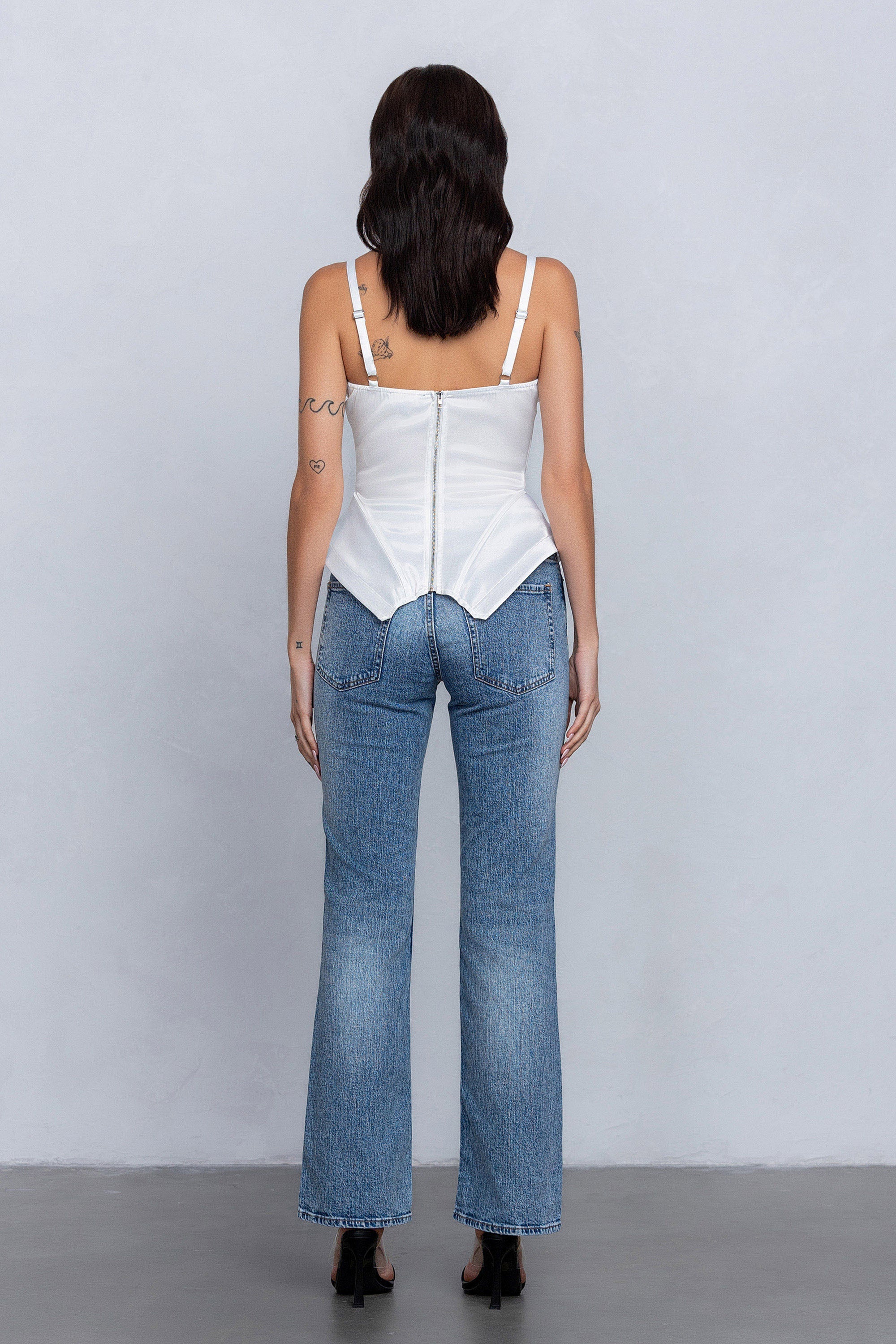 REIA SATIN SLEEVELESS BUSTIER - WHITE