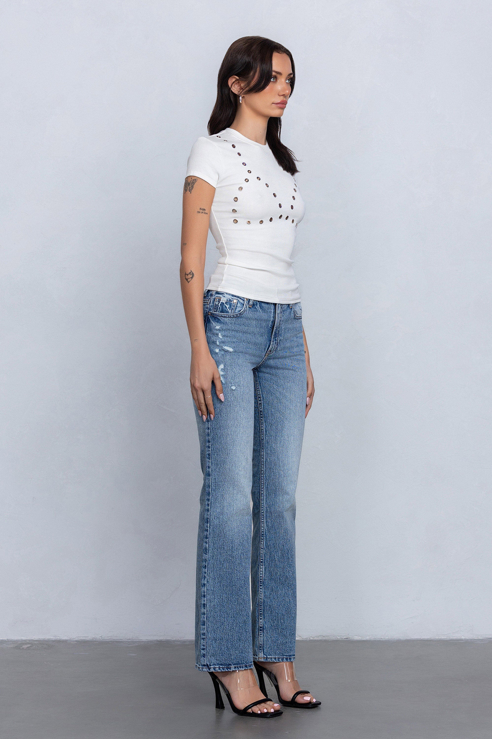 BREA RIBBED EYELET DETAIL TOP - WHITE