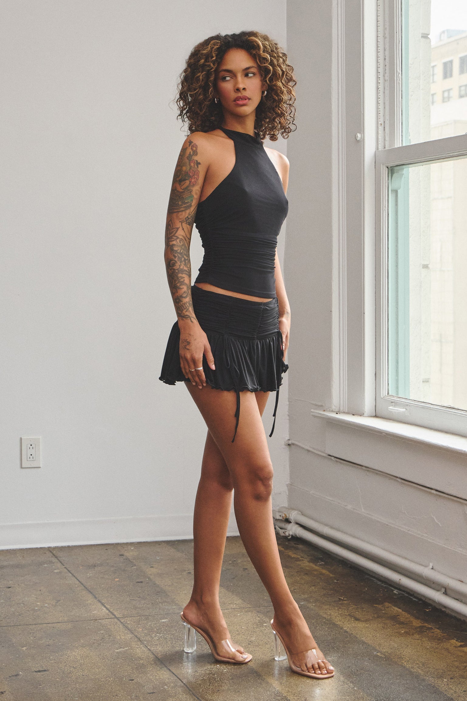 BELLA RUCHED MESH HALTER TIE TOP