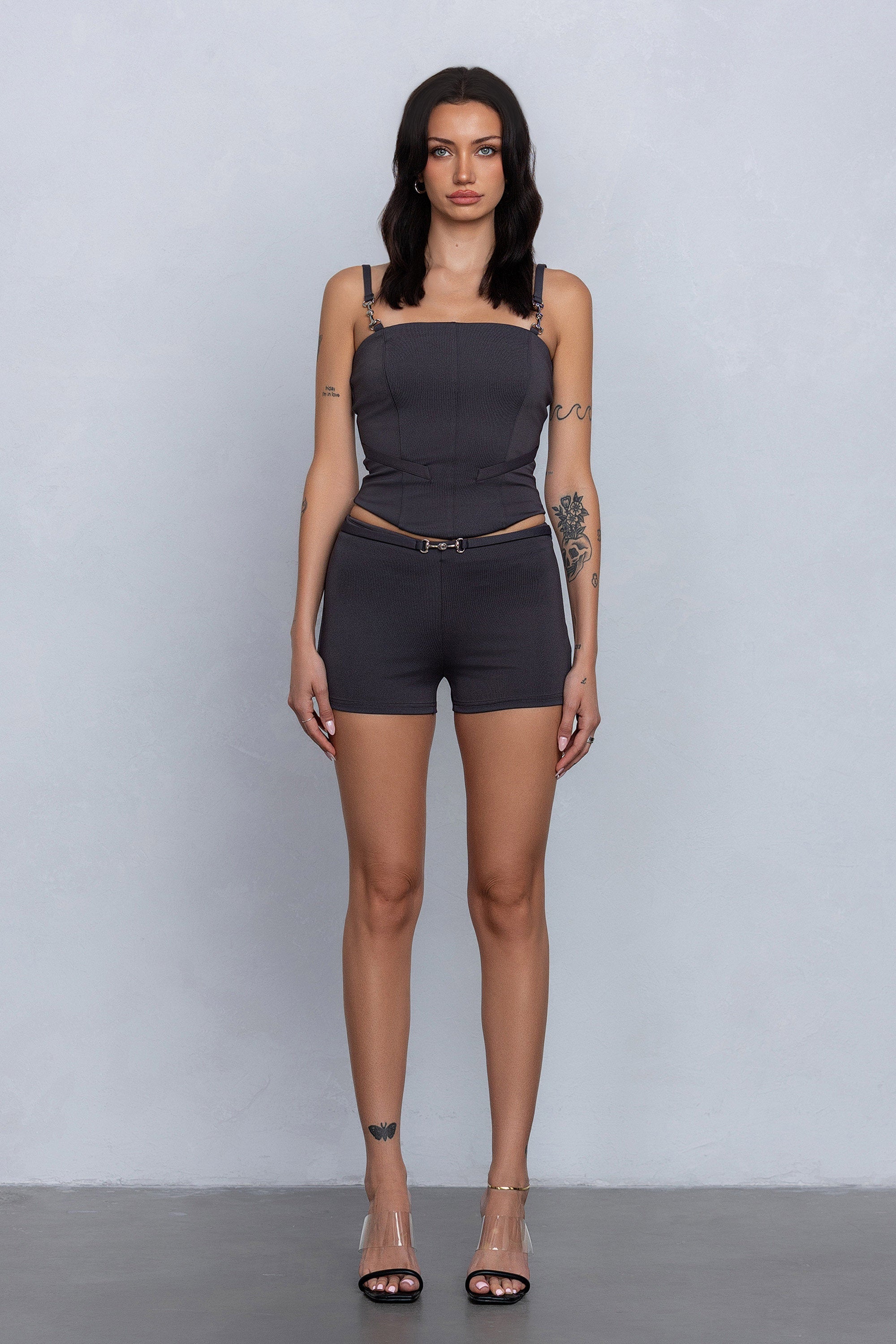 ALETTA SLEEVLESS CROP TOP