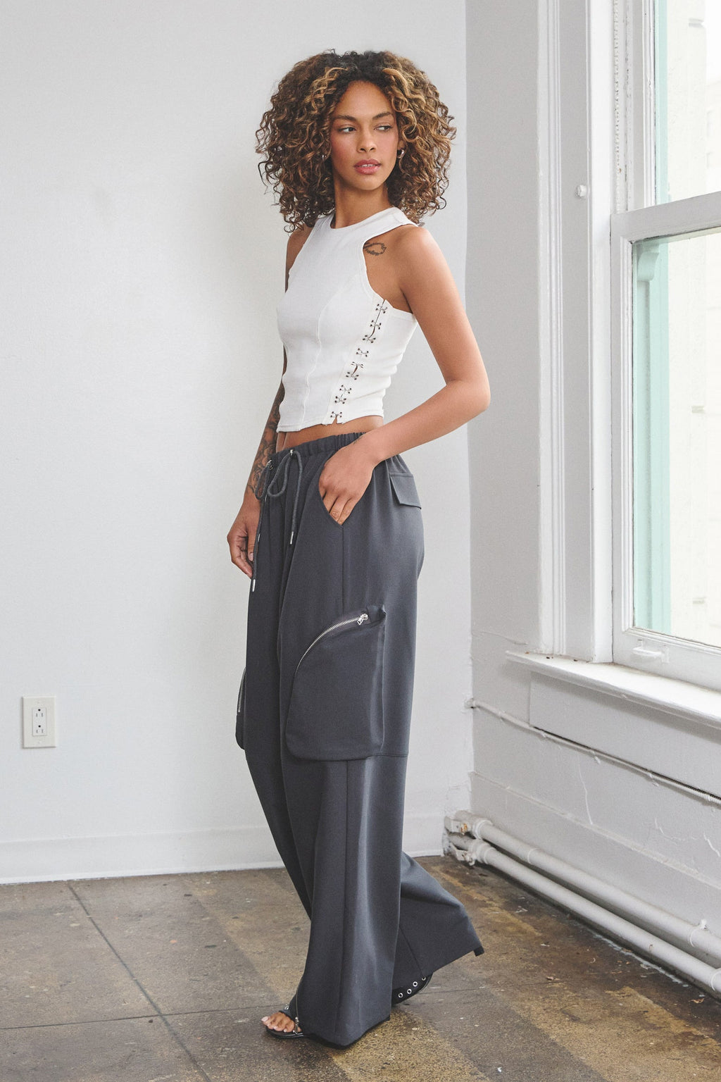 ASHER CARGO POCKET PANTS - CHARCOAL