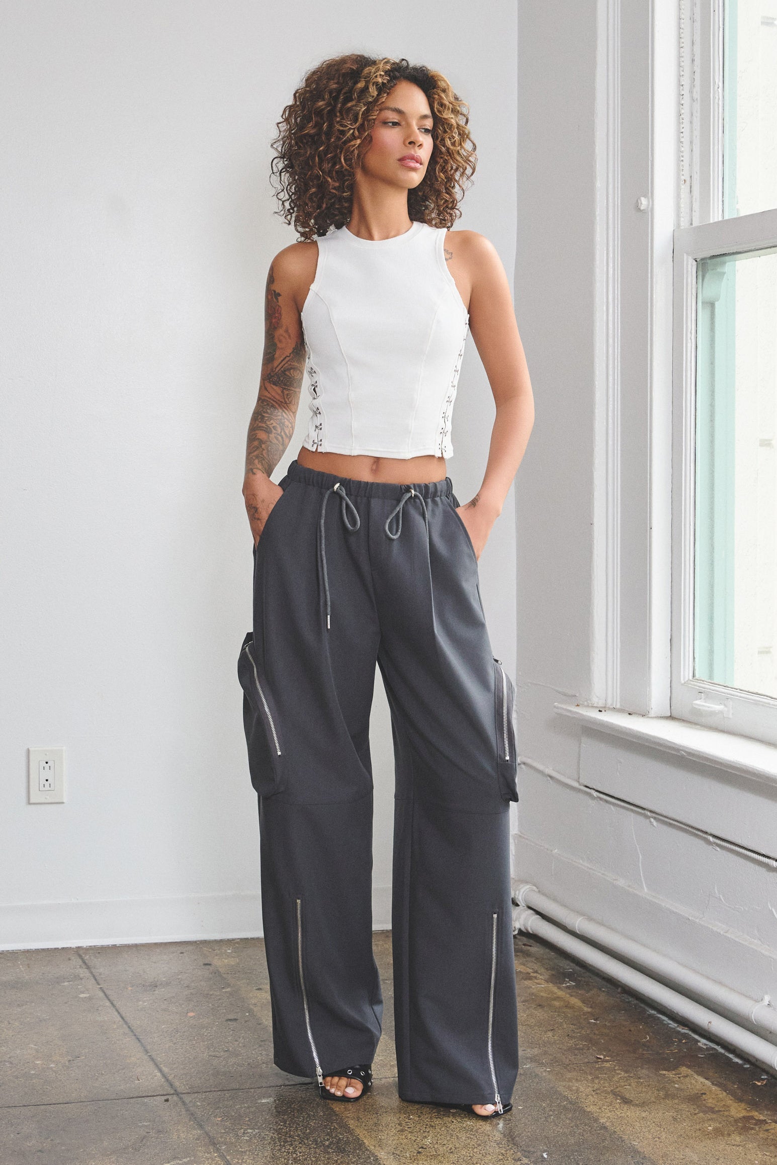 ASHER CARGO POCKET PANTS - CHARCOAL