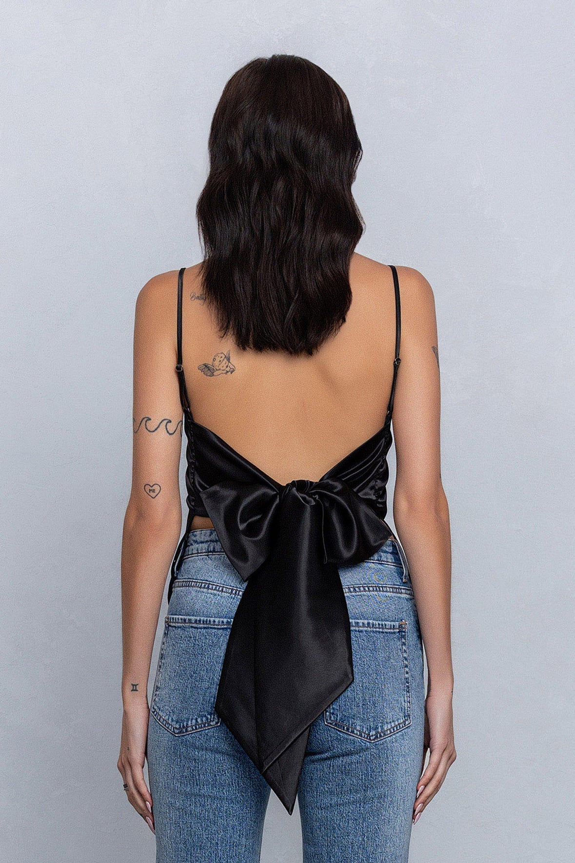 REIA BACK RIBBON TIE CAMI - BLACK