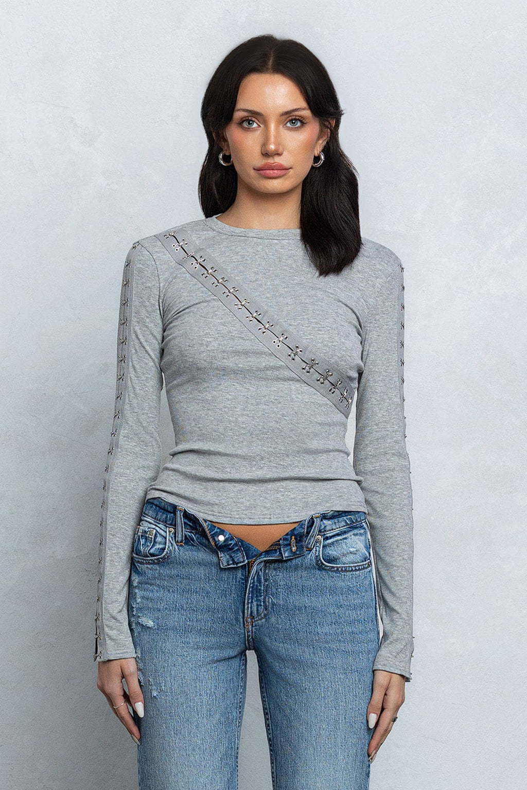 ARDEN HOOK & EYE LONG SLEEVE TOP