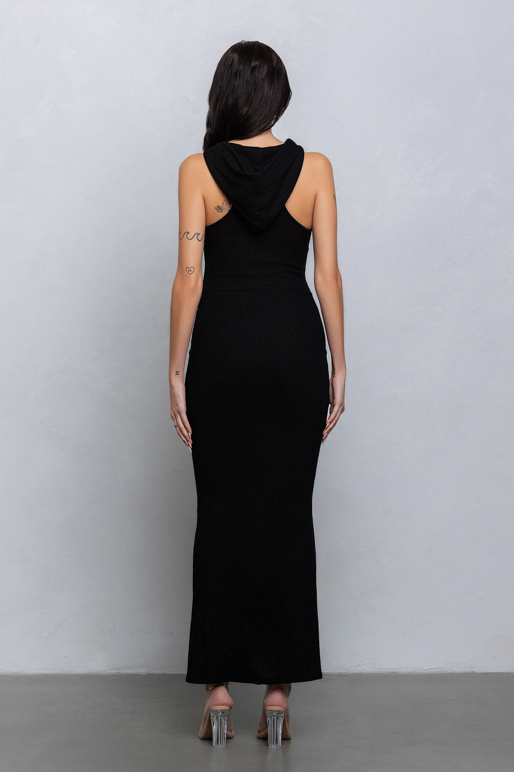 FAYE SLEEVELESS ZIP UP MAXI - BLACK