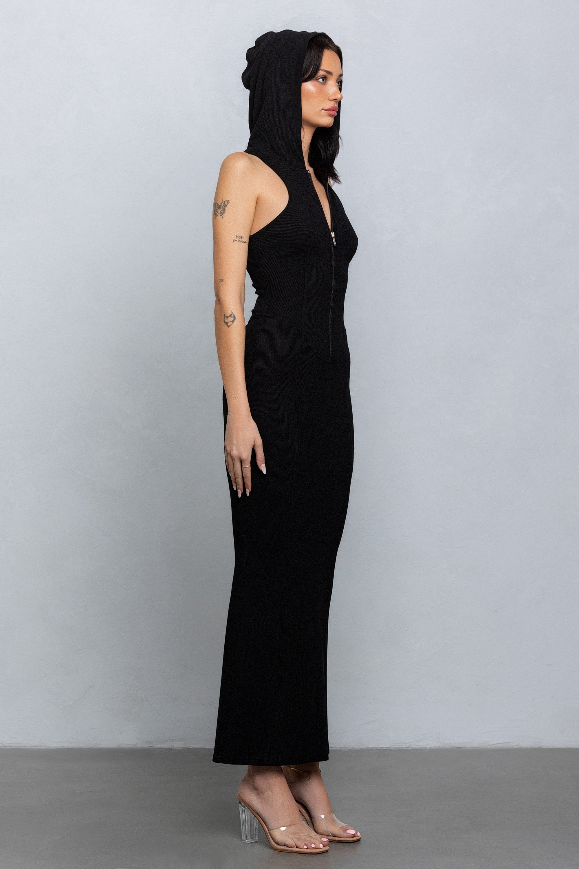 FAYE SLEEVELESS ZIP UP MAXI - BLACK