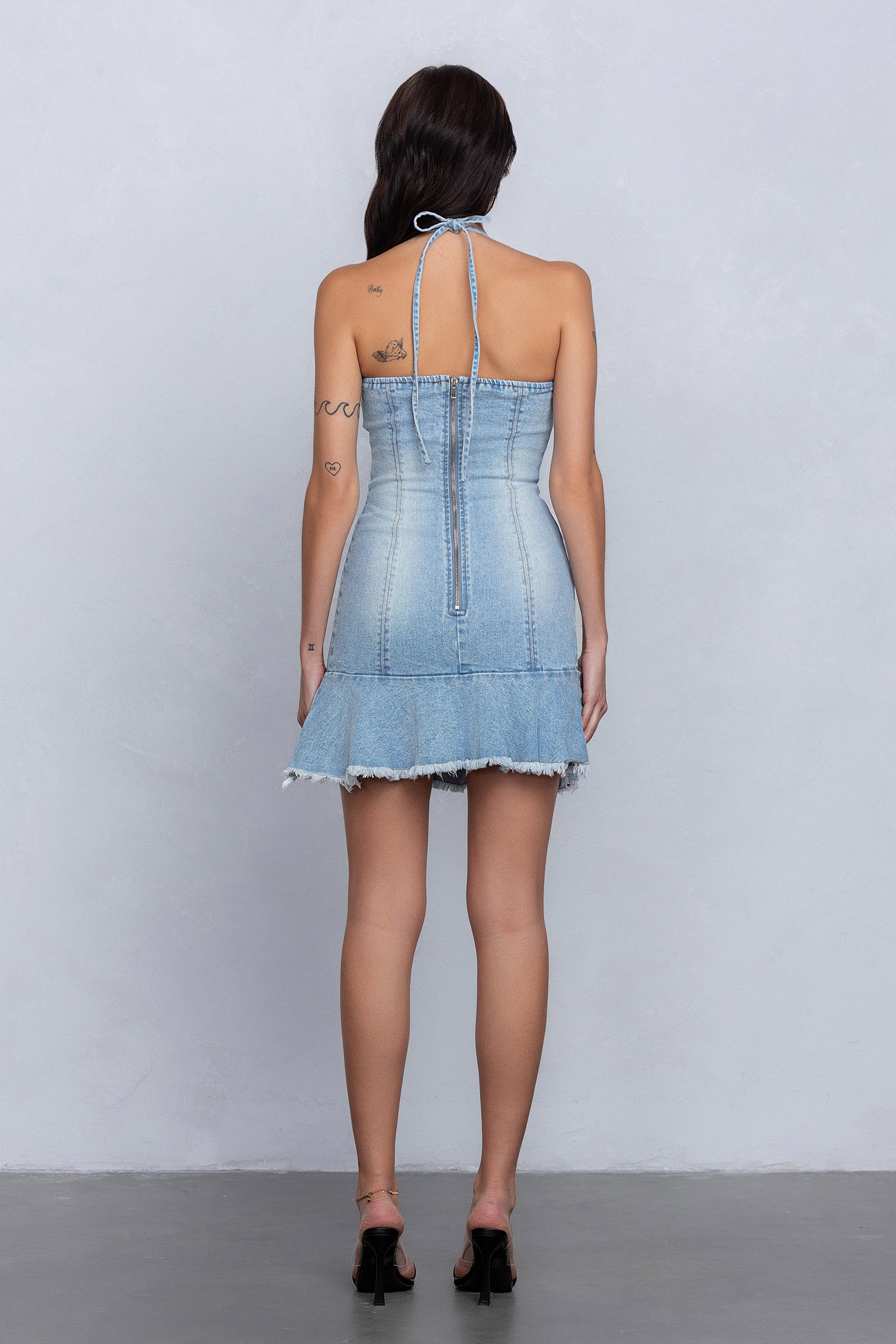 ZYLAH HALTER DENIM MINI DRESS - LIGHT WASH