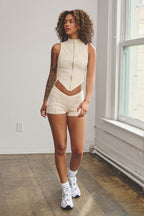 ALMA V-CUT WAISTLINE MICRO SHORTS