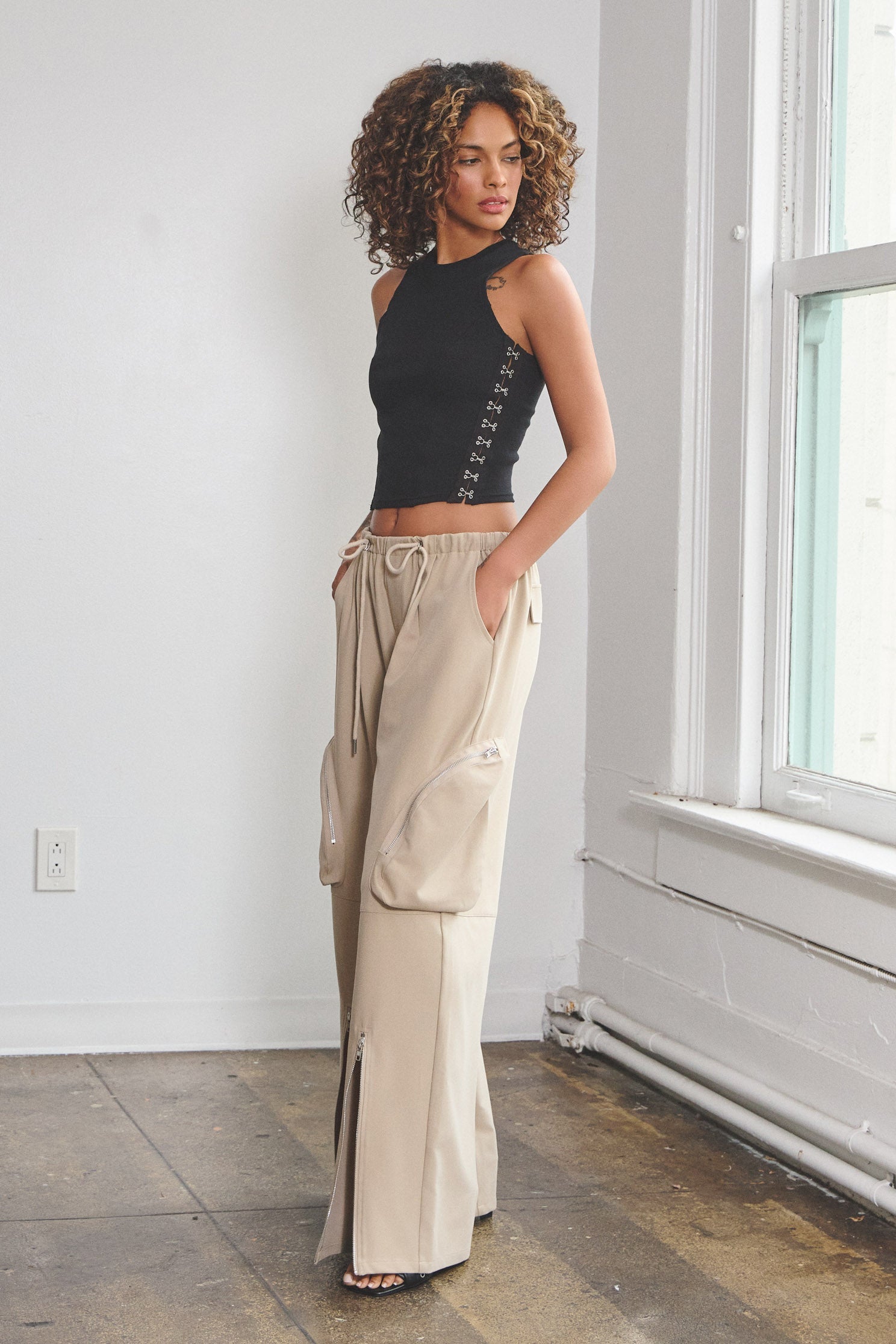 ASHER CARGO POCKET PANTS - KHAKI