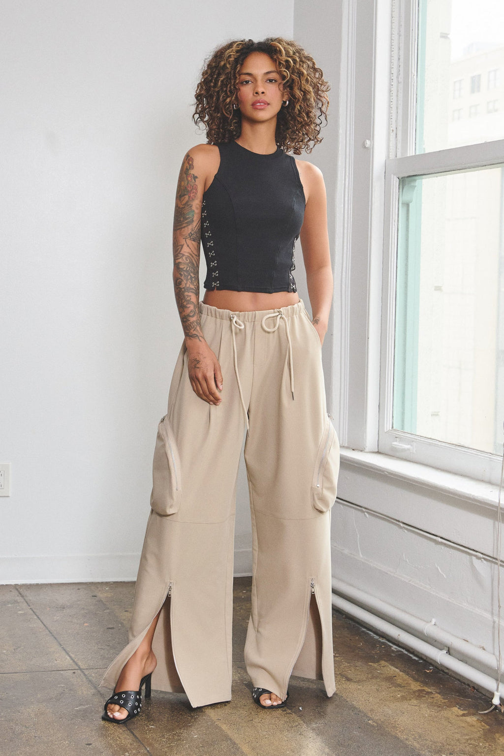 ASHER CARGO POCKET PANTS - KHAKI