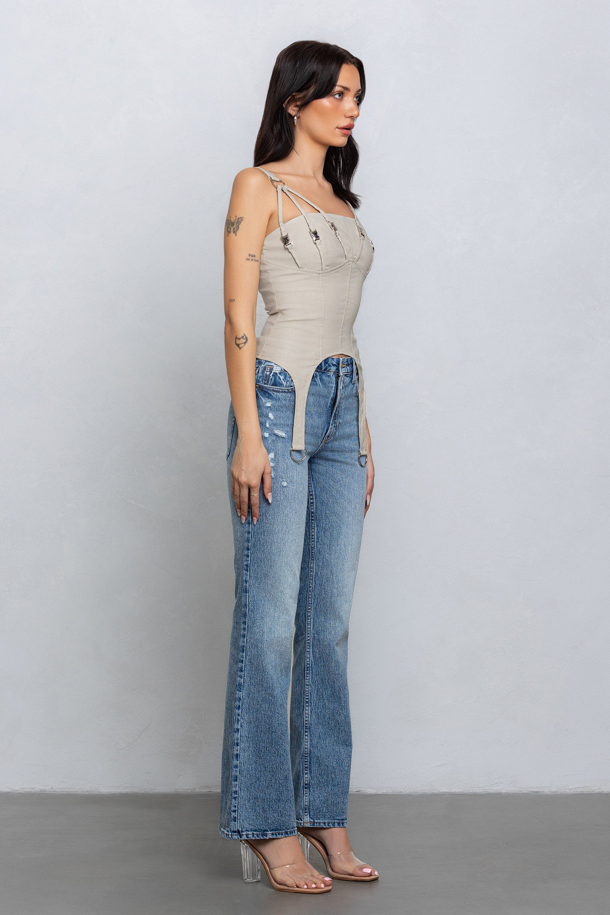 MAVEN BUCKLE TOP - ASH