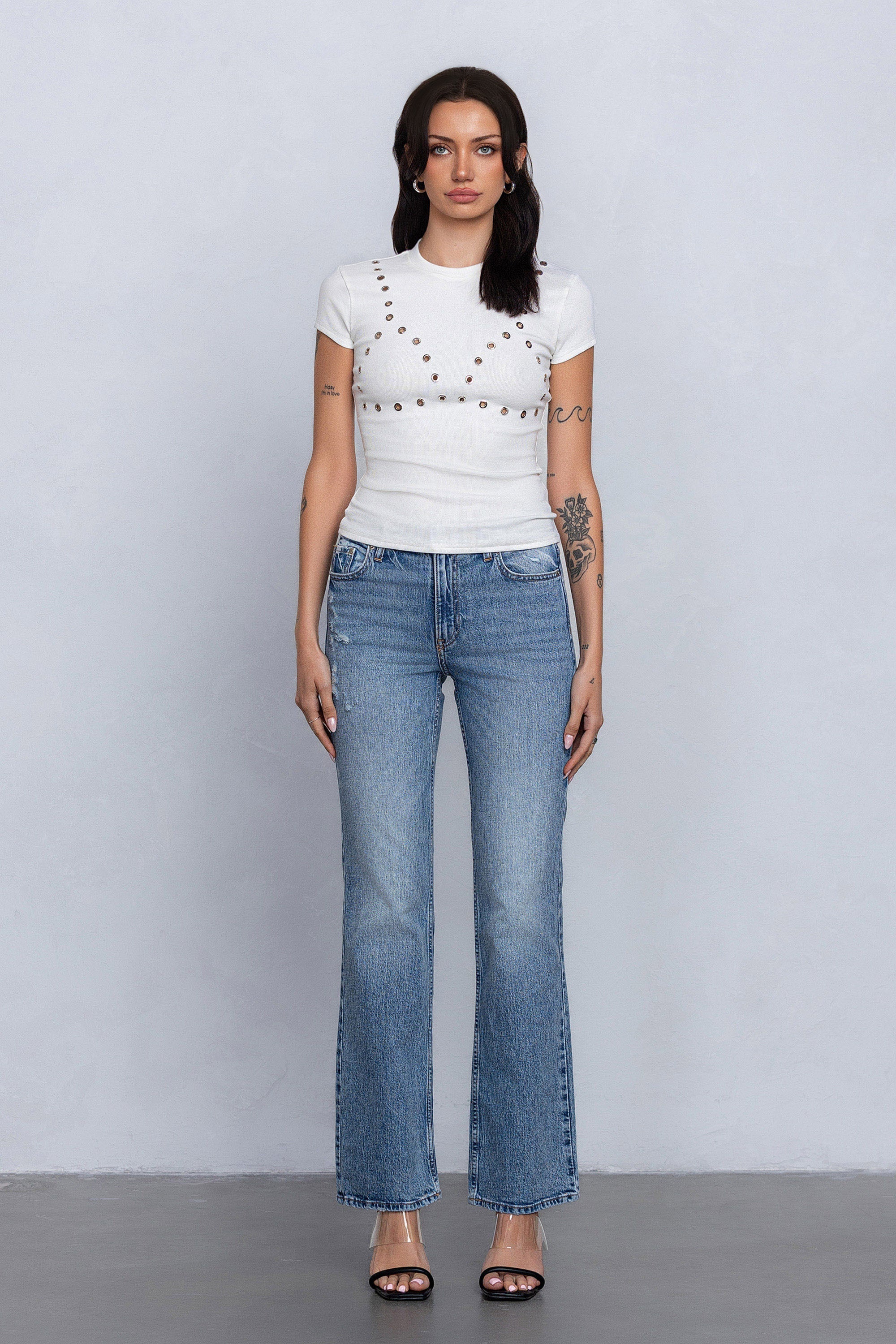 BREA RIBBED EYELET DETAIL TOP - WHITE
