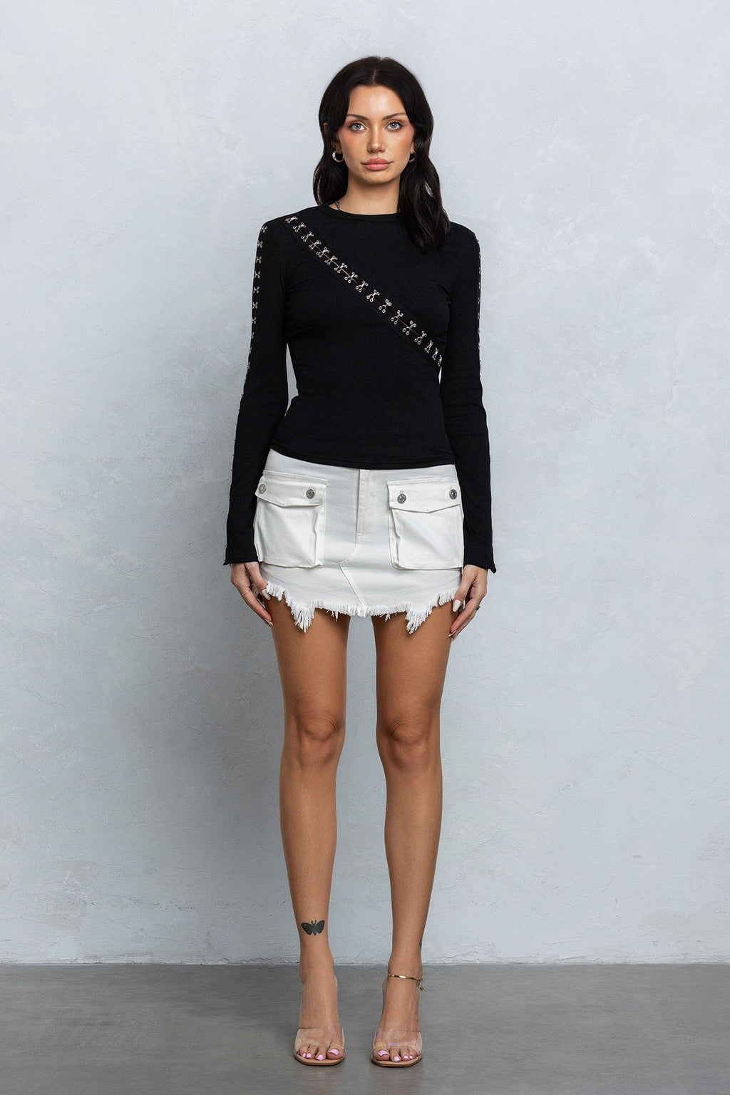 ARDEN HOOK & EYE LONG SLEEVE TOP