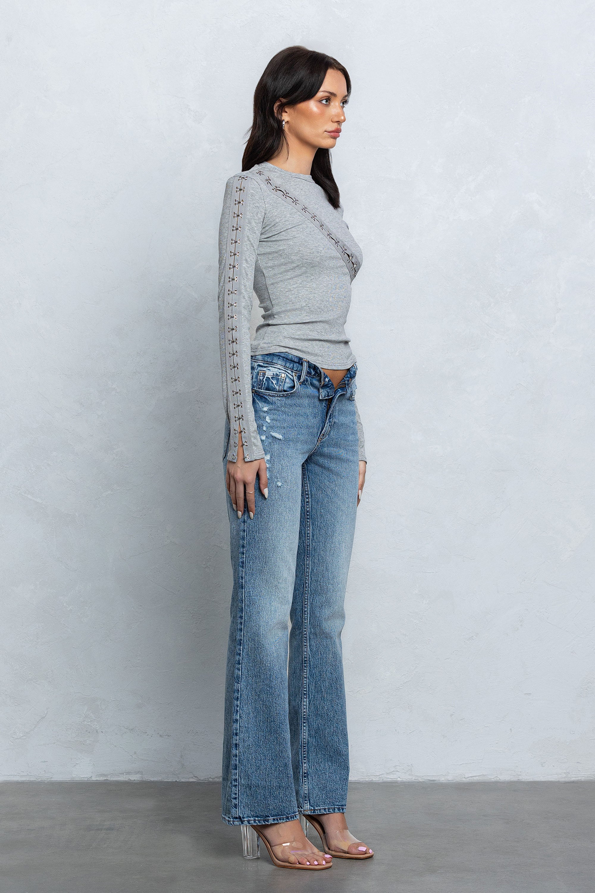 ARDEN HOOK & EYE LONG SLEEVE TOP