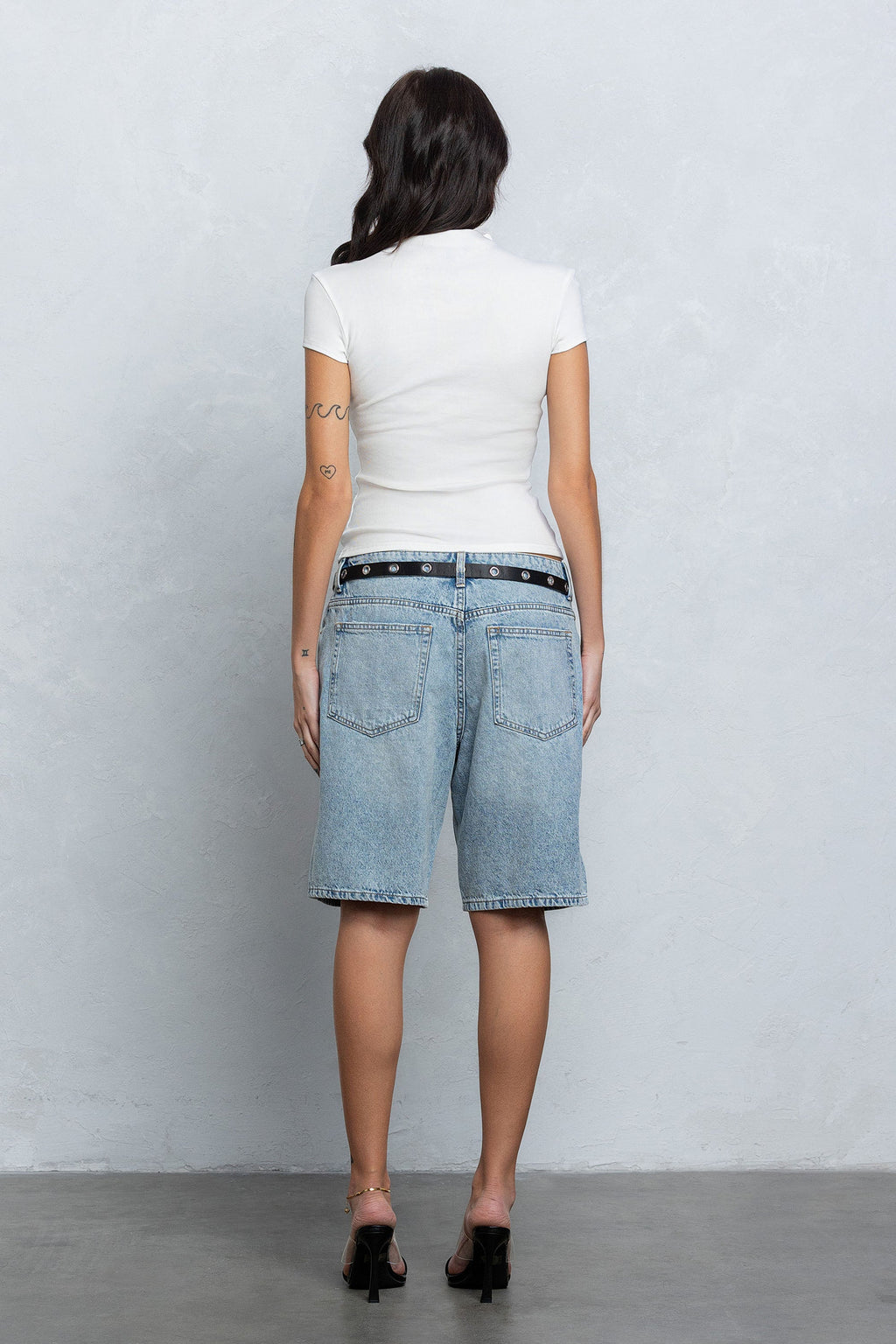 PIERCED RIBBED MOCK NECK TOP