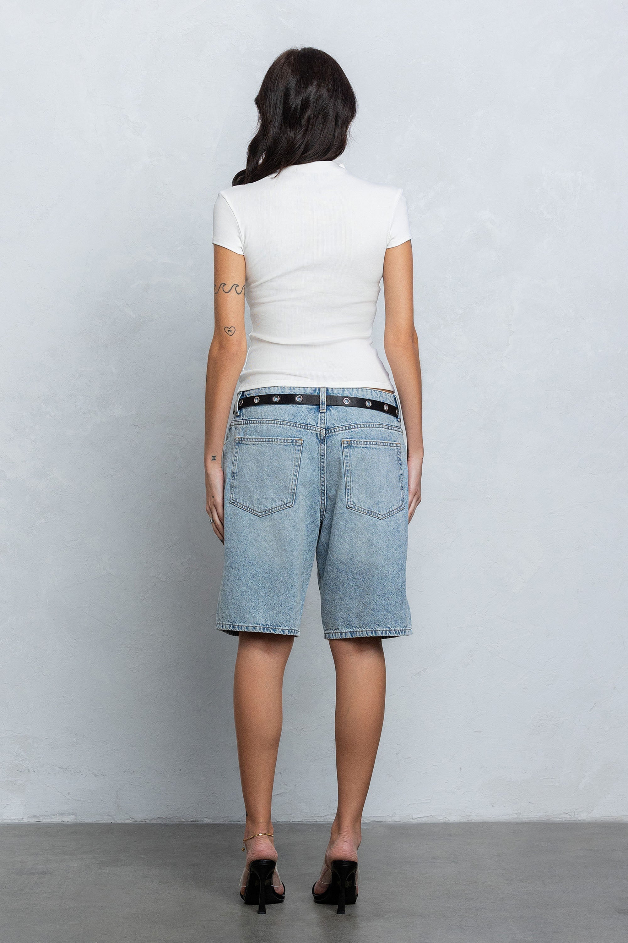 PIERCED RIBBED MOCK NECK TOP