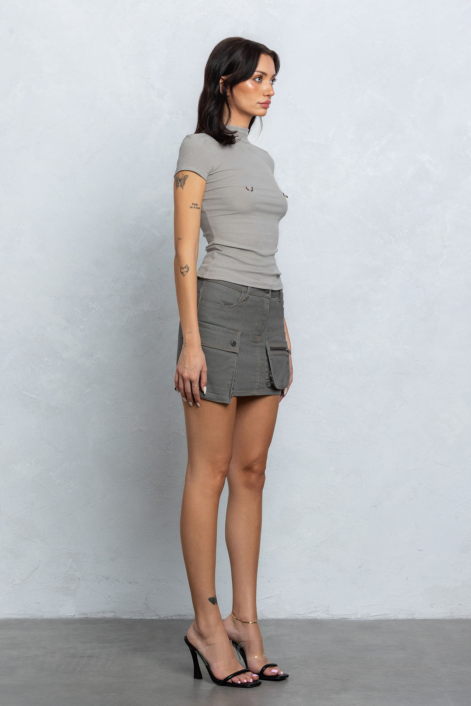 PIERCED RIBBED MOCK NECK TOP