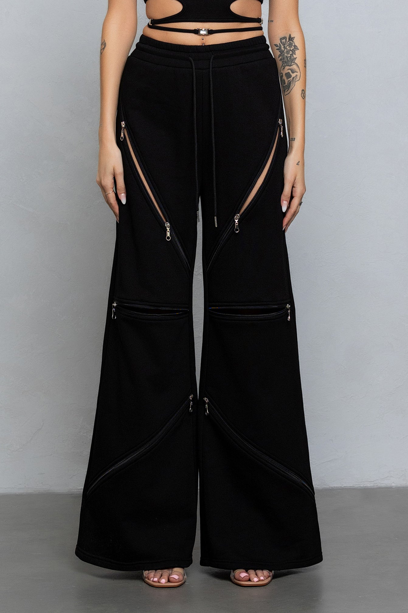 HARLYN WIDE ZIPPER SWEATPANTS - BLACK