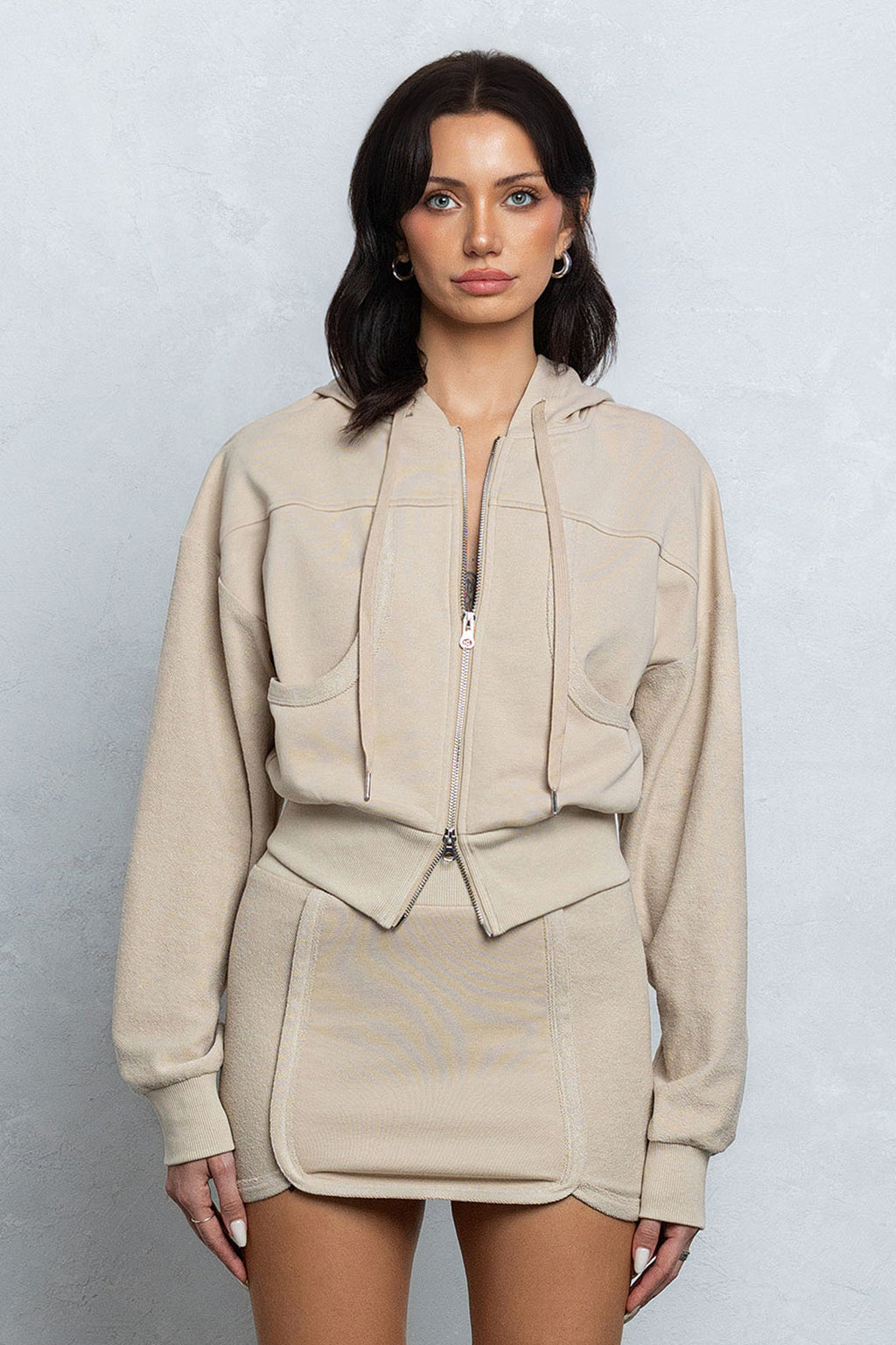 AMI CROPPED ZIP-UP HOODIE - SAND