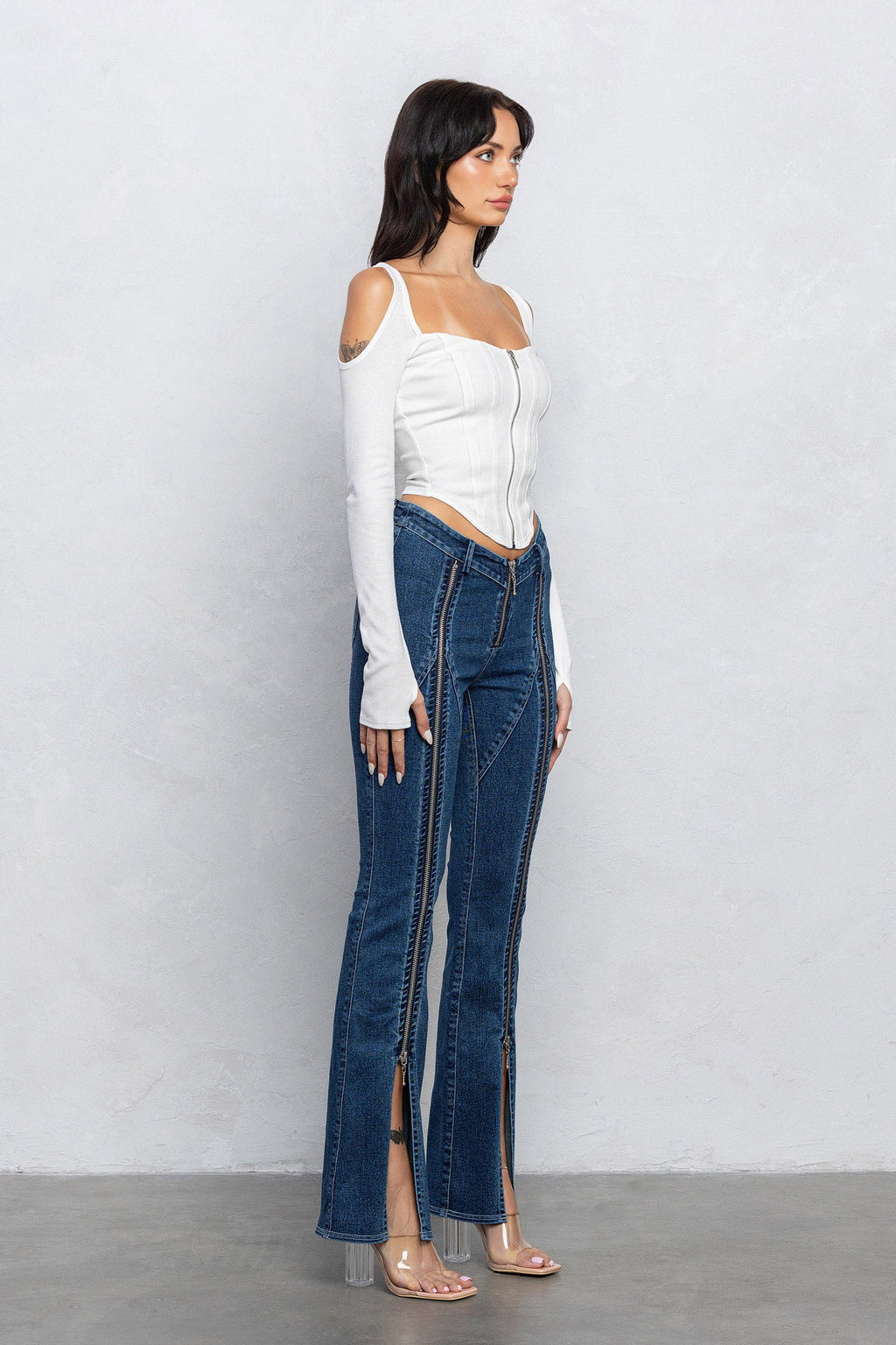 FAYE RIBBED ZIPPER TOP - WHITE